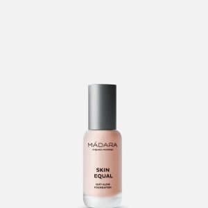 Mádara - Skin Equal Soft Glow Foundation